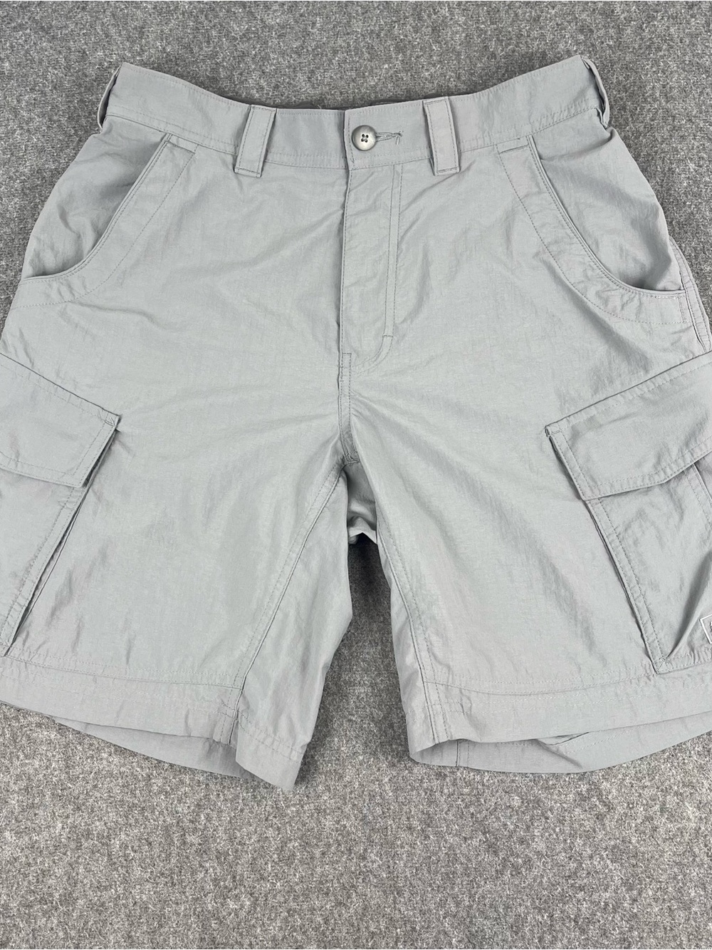 REI Shorts Mens M 30x9 Gray Sahara Cargo Shorts Hybrid Hiking Camping Quick Dry
